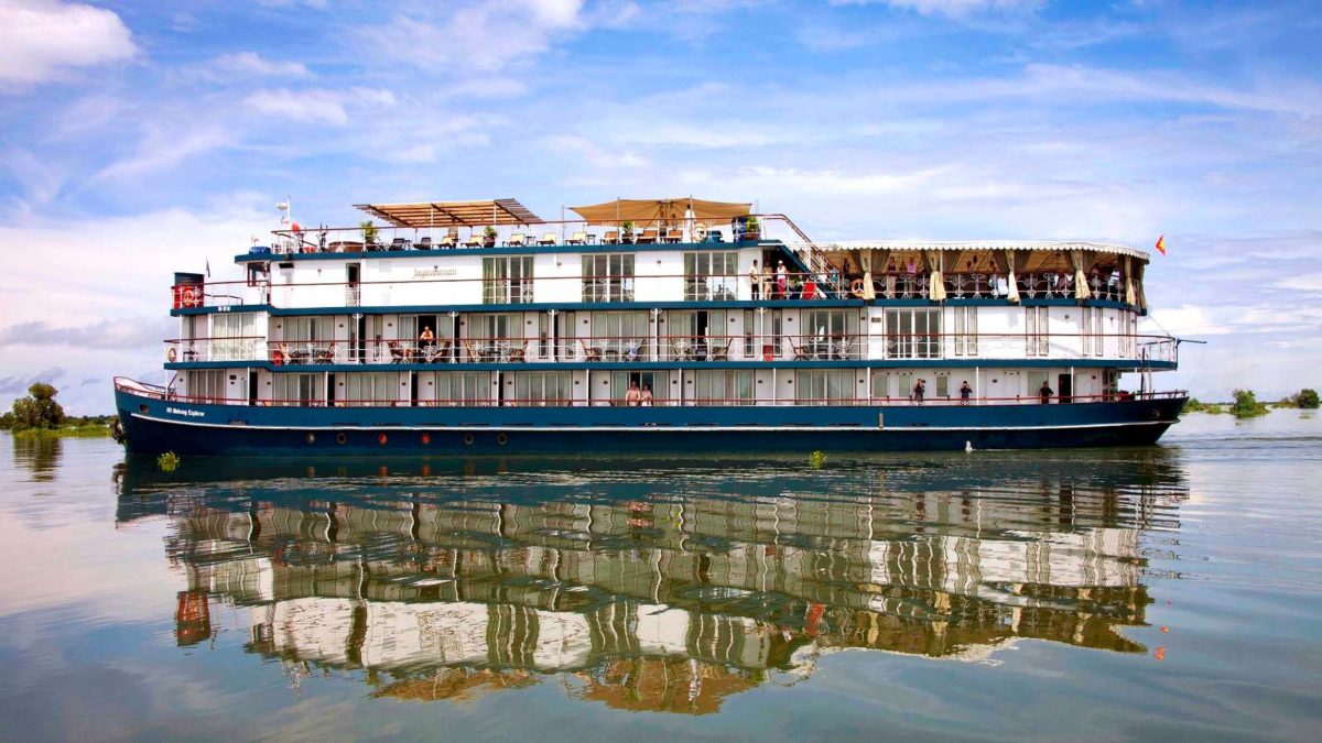 attraction-How to get to Kampong Chhnang Boat 2.jpg